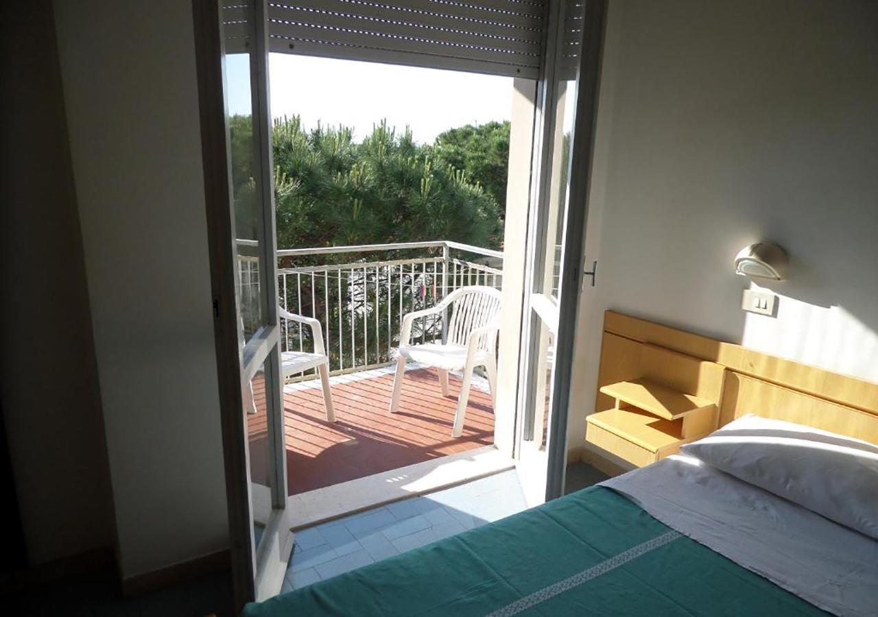 Hotel Savini Rimini Exterior photo